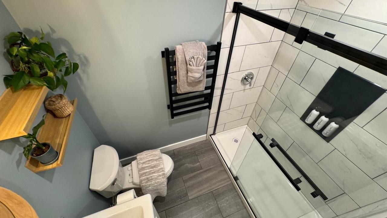 Photo of Bathroom in Jasper