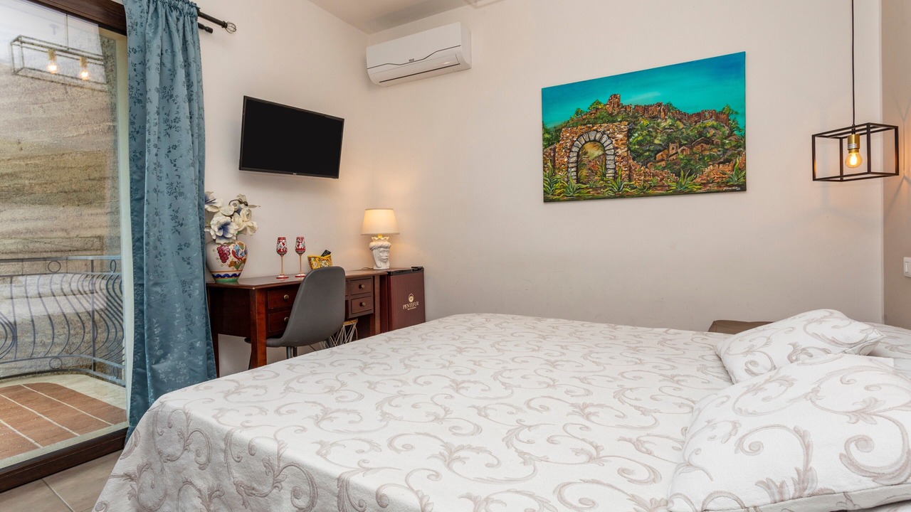 Photo of Bedroom in Savoca