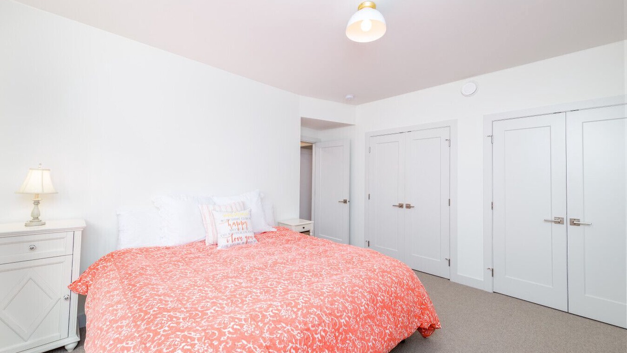 Photo of Bedroom in Black Mountain