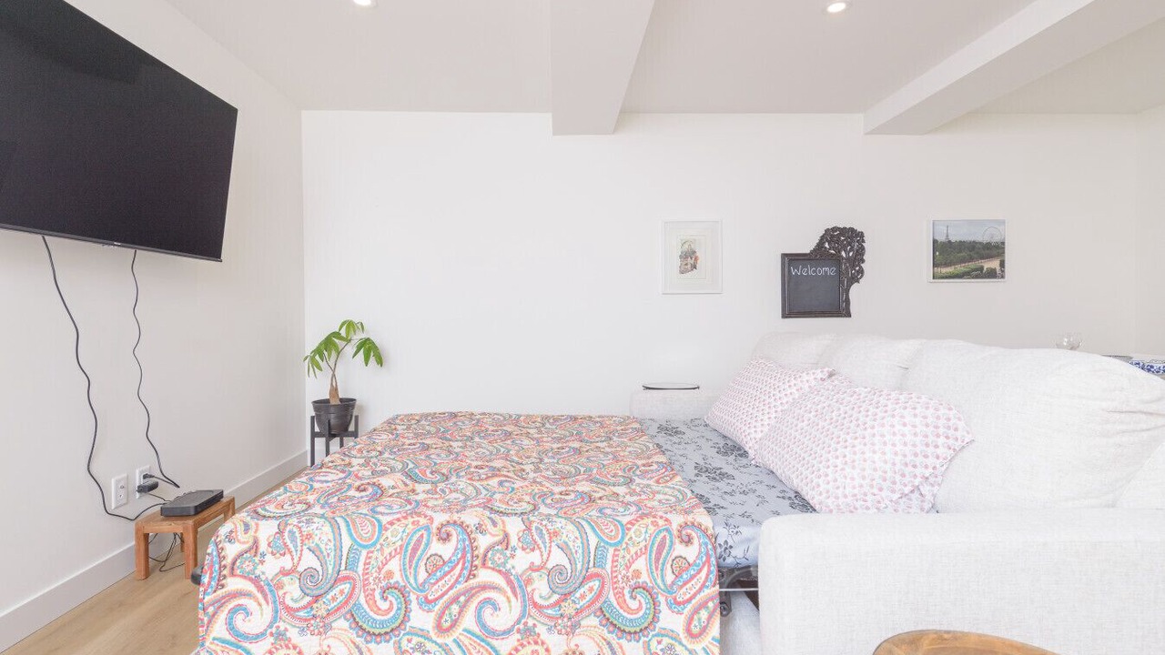 Photo of Bedroom in Black Mountain
