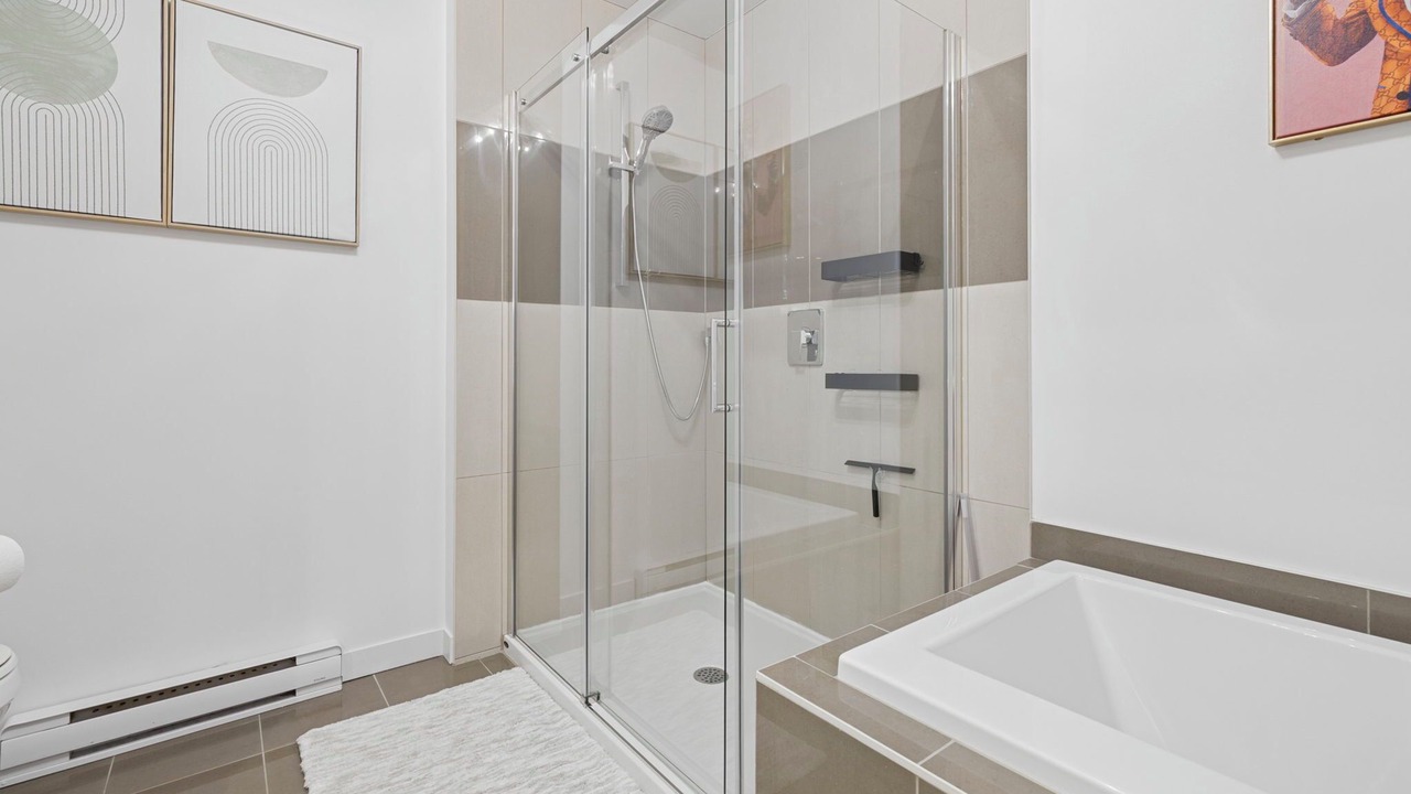 Photo of Bathroom in Laval