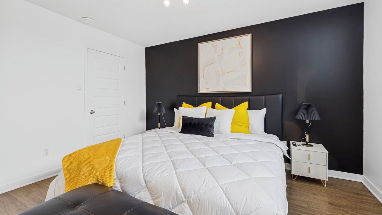 Photo of Bedroom in Laval