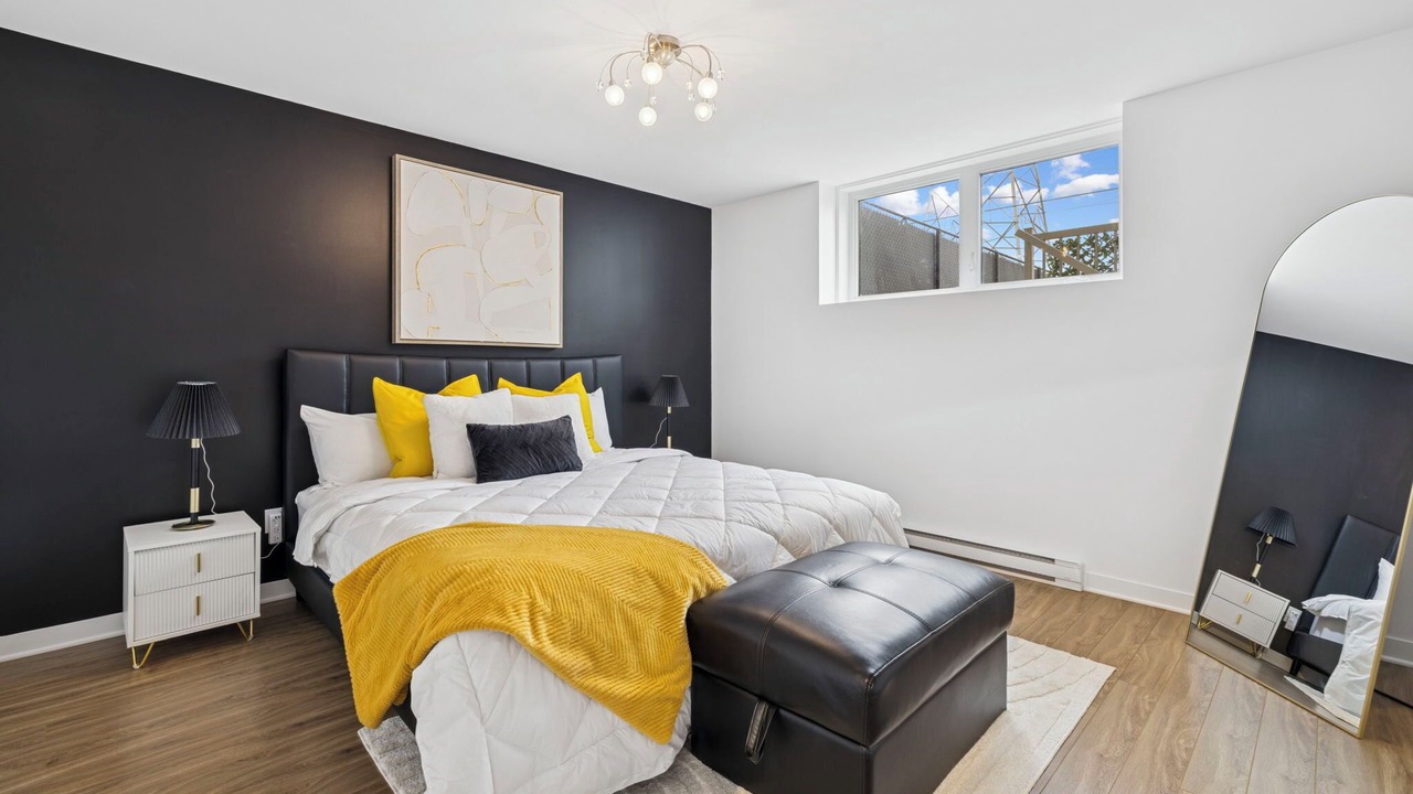 Photo of Bedroom in Laval