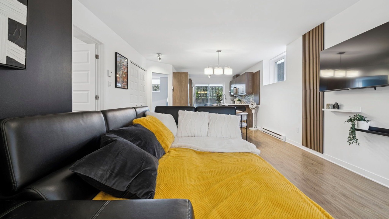 Photo of Livingroom in Laval