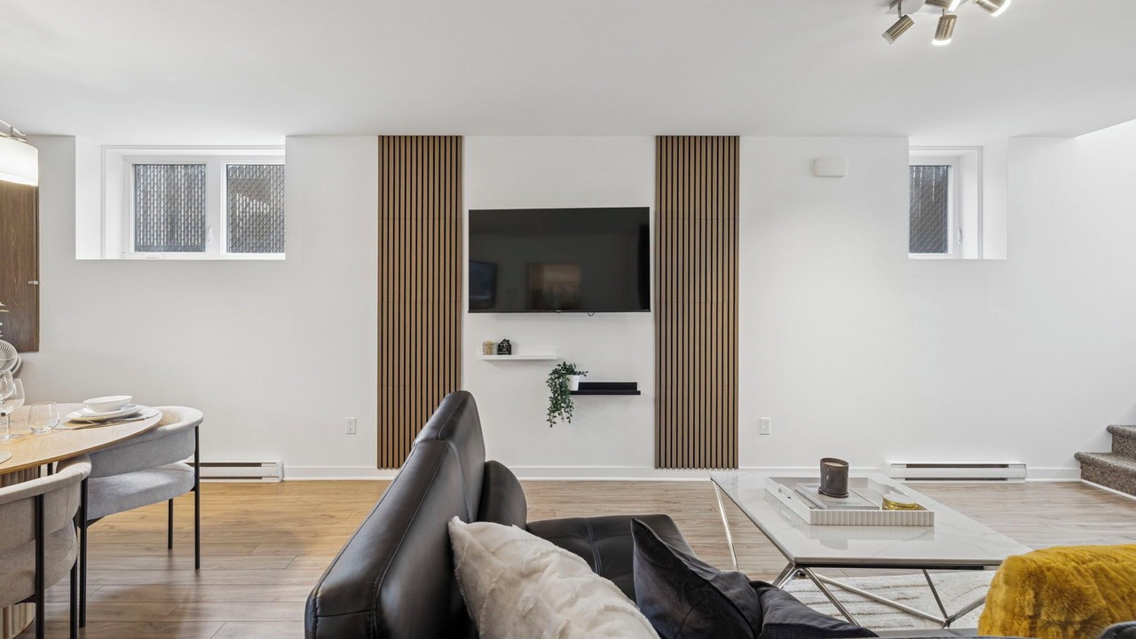 Photo of Livingroom in Laval