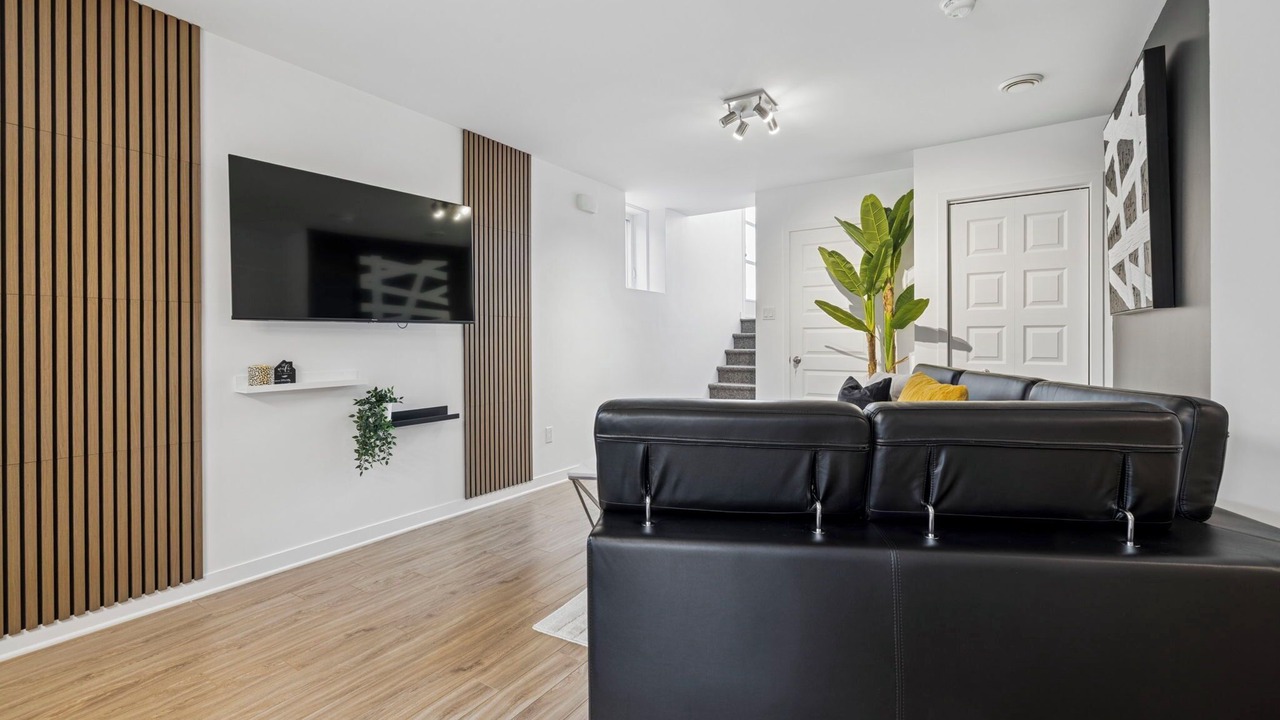 Photo of Livingroom in Laval