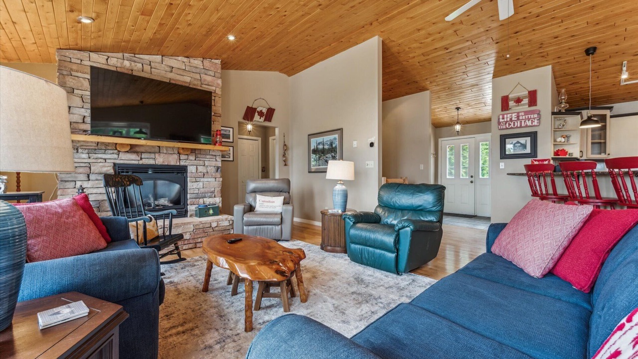 Photo of Livingroom in Lion's Head