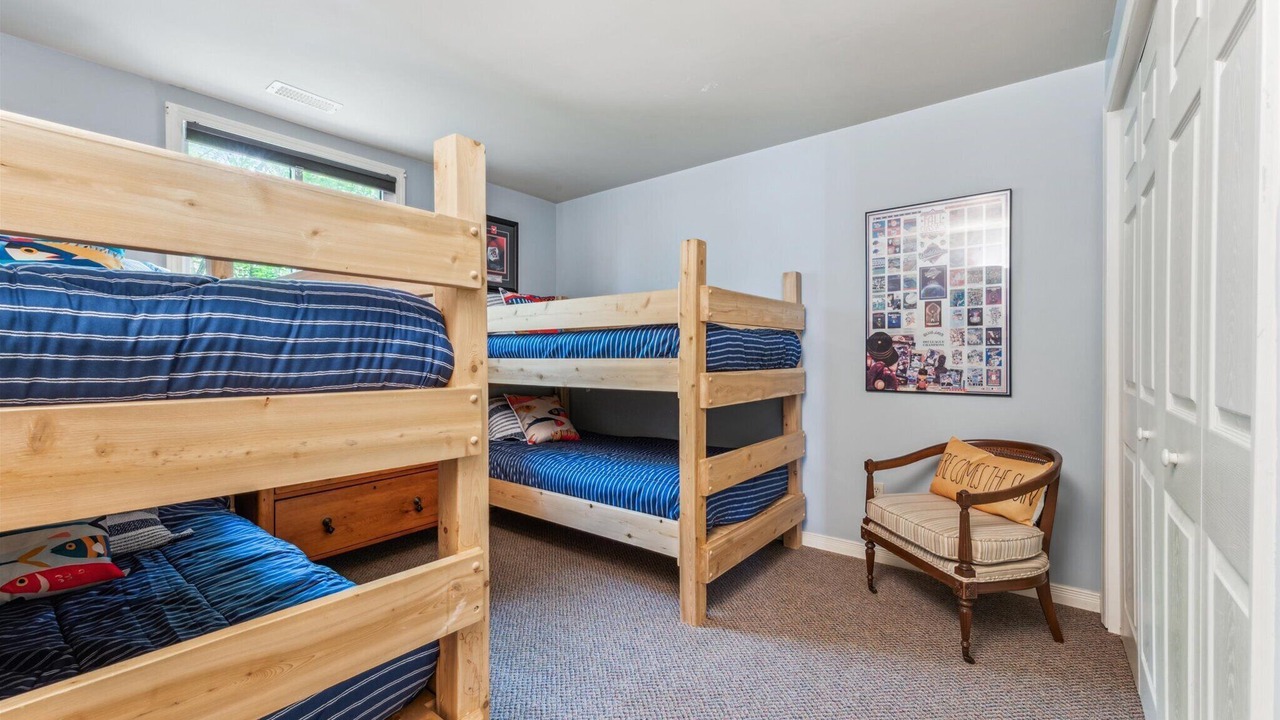 Photo of Bedroom in Lion's Head