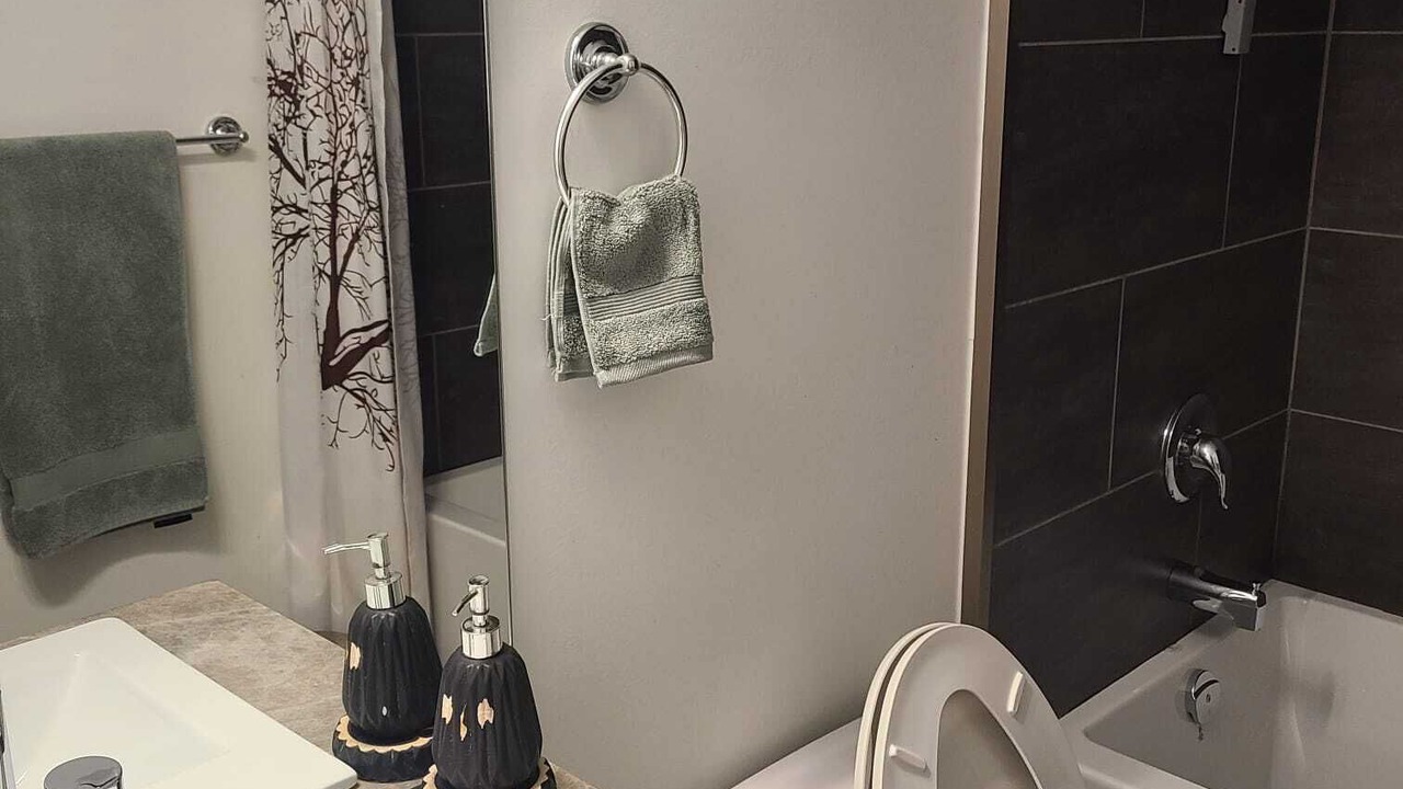 Photo of Bathroom in East Kildonan