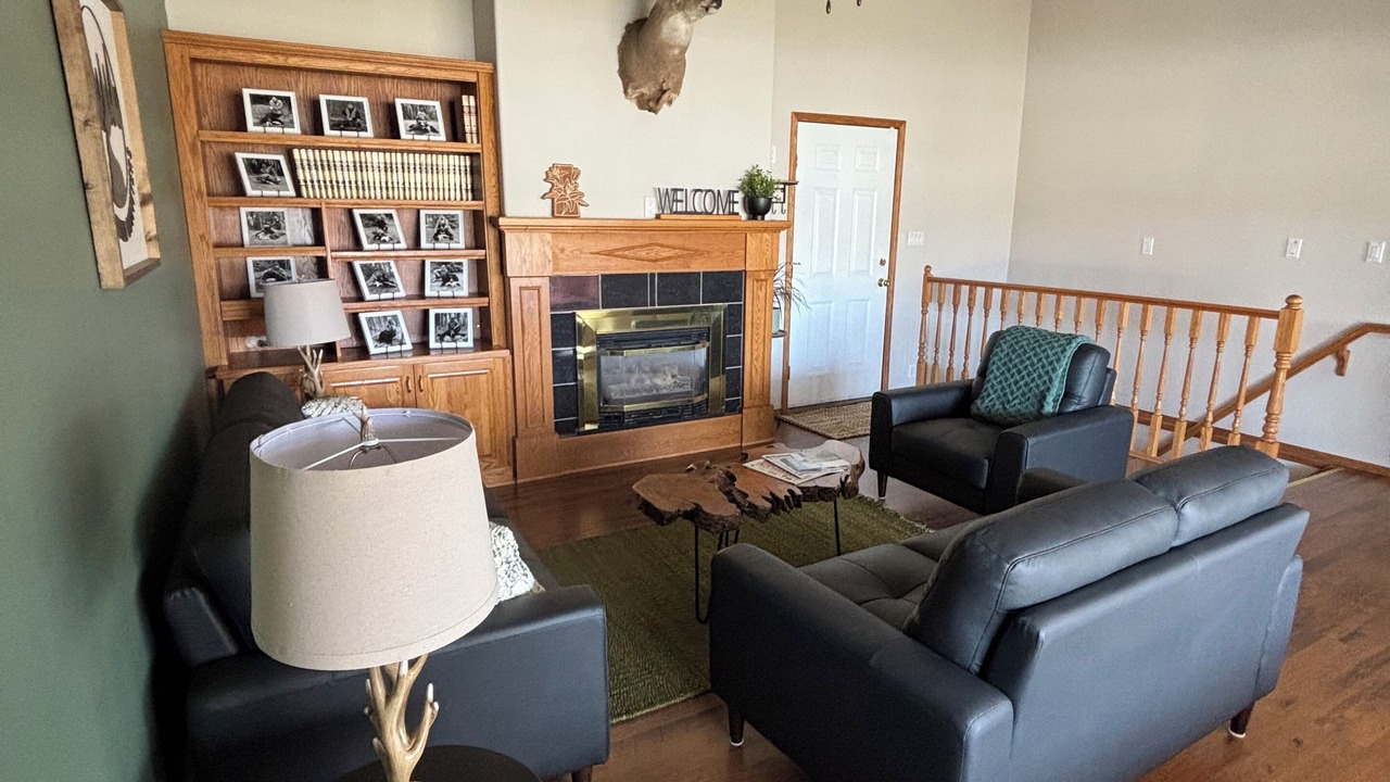 Photo of Livingroom in Hudson Bay