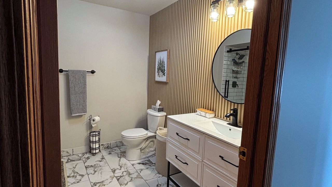 Photo of Bathroom in Hudson Bay