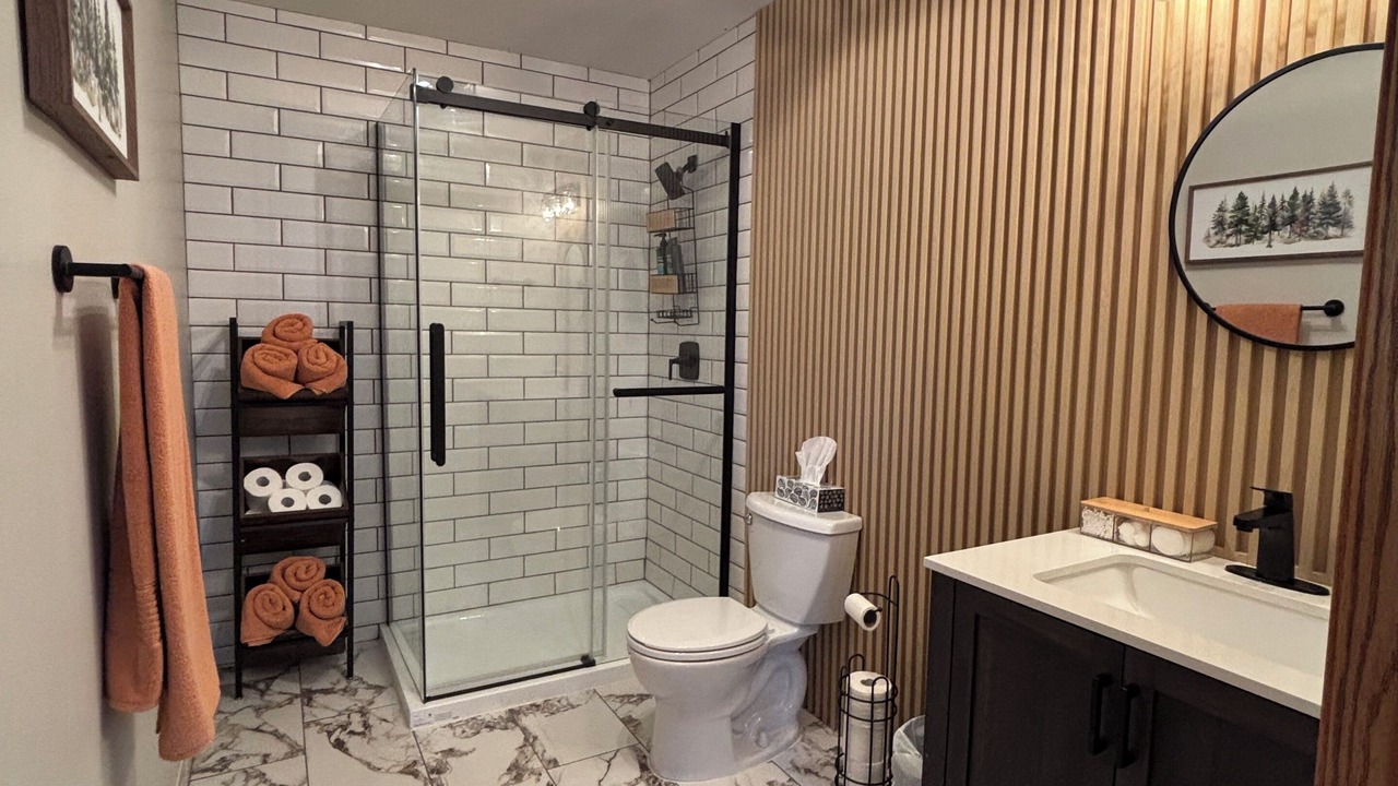 Photo of Bathroom in Hudson Bay