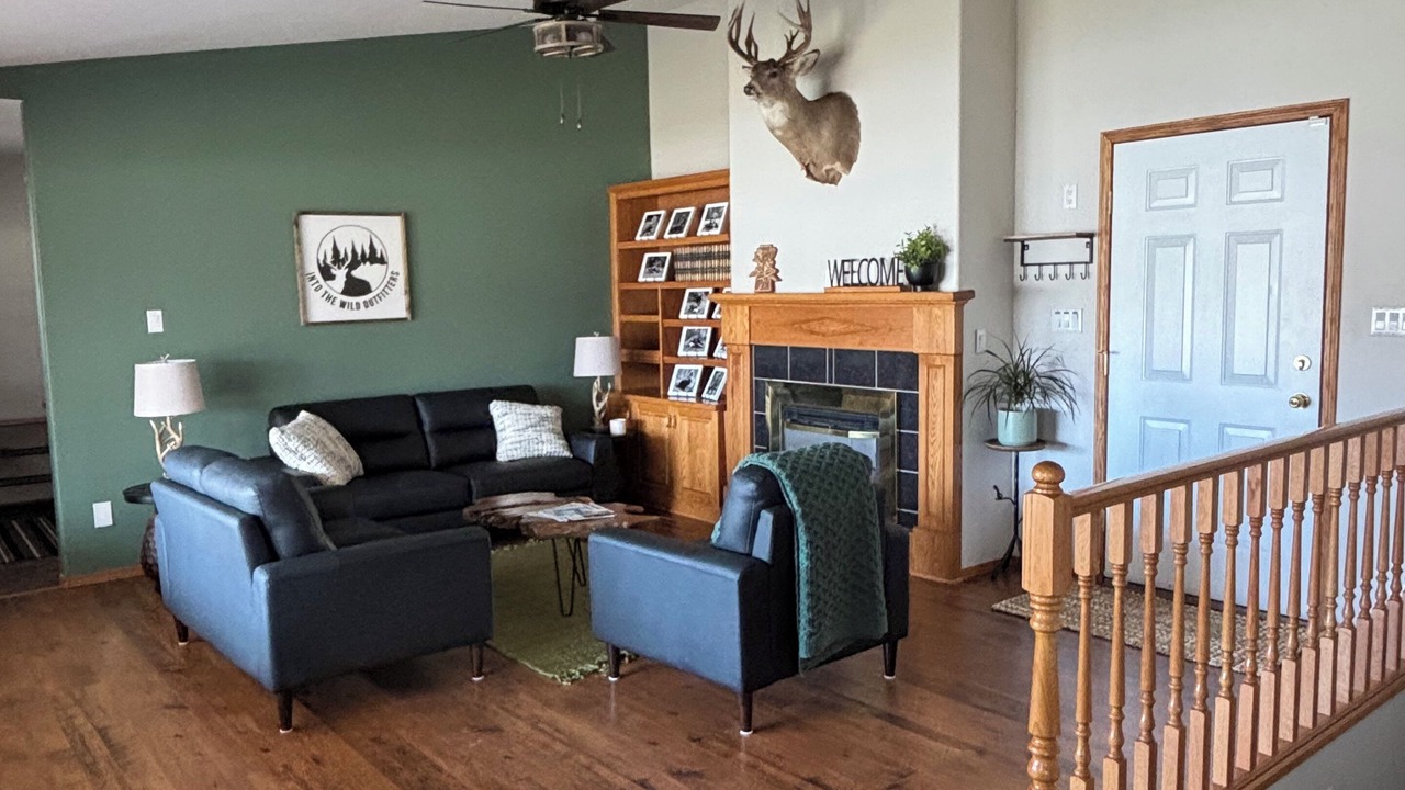 Photo of Livingroom in Hudson Bay