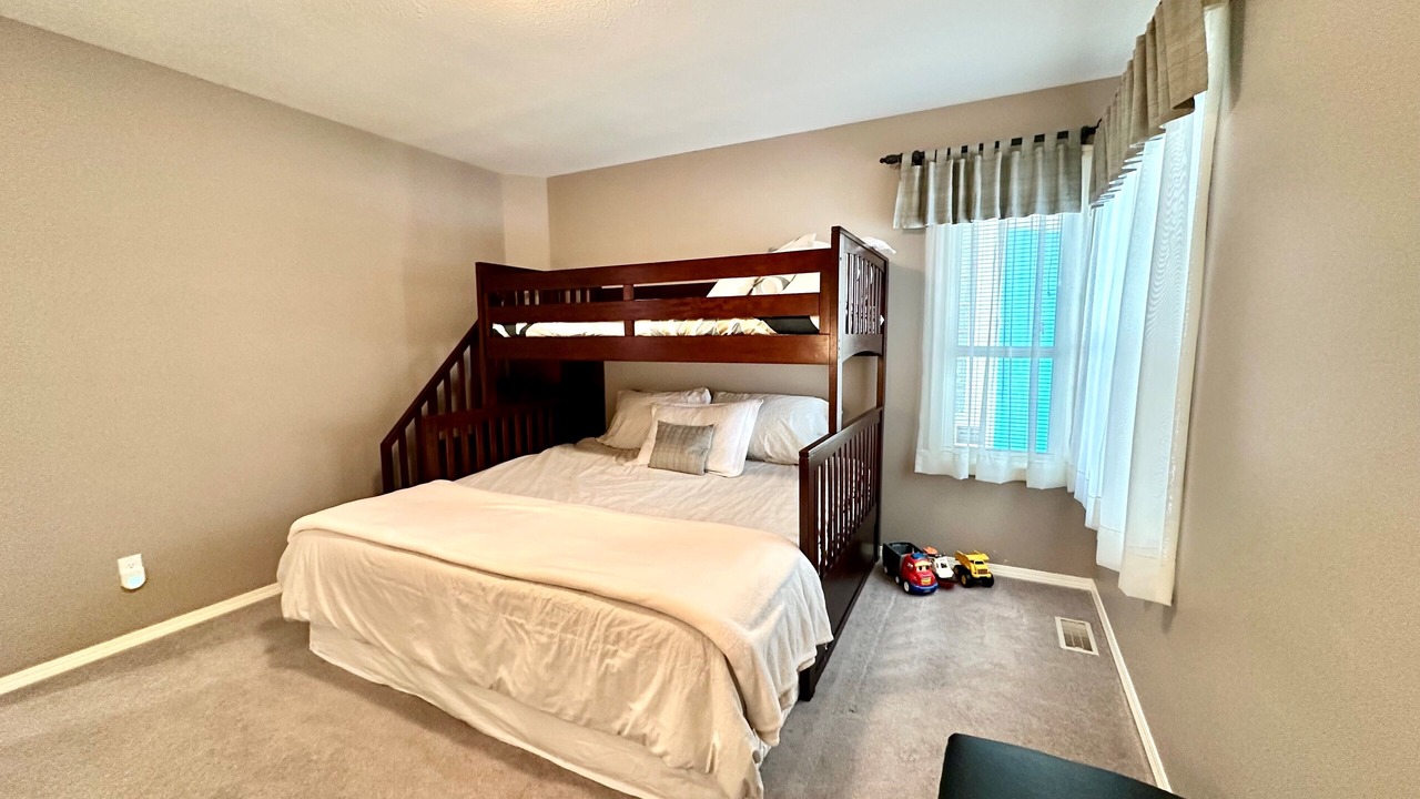Photo of Bedroom in Swansea Point
