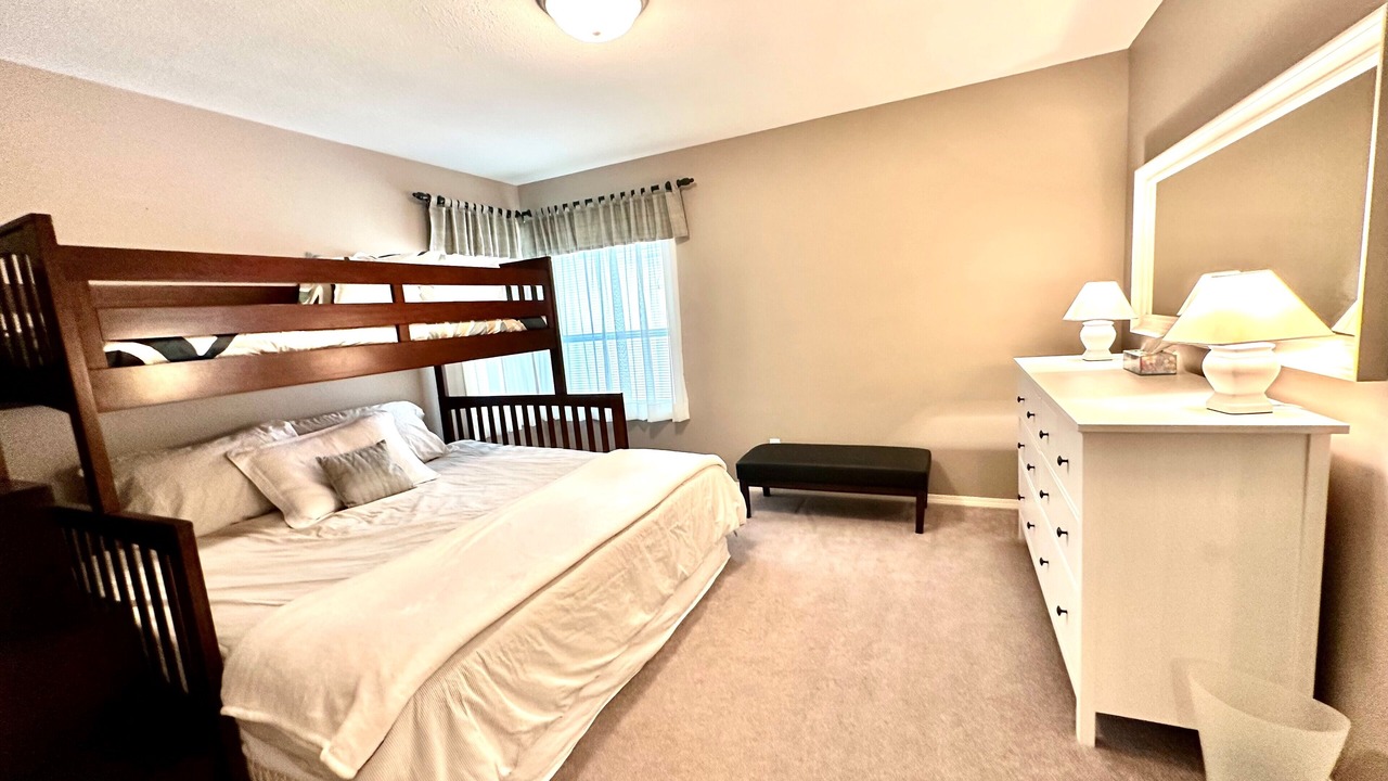 Photo of Bedroom in Swansea Point