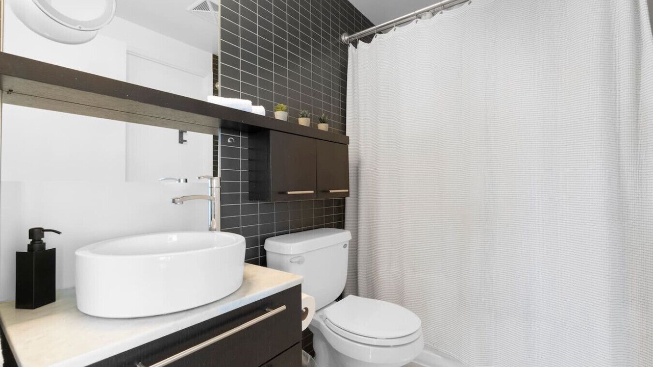 Photo of Bathroom in Cabbagetown South
