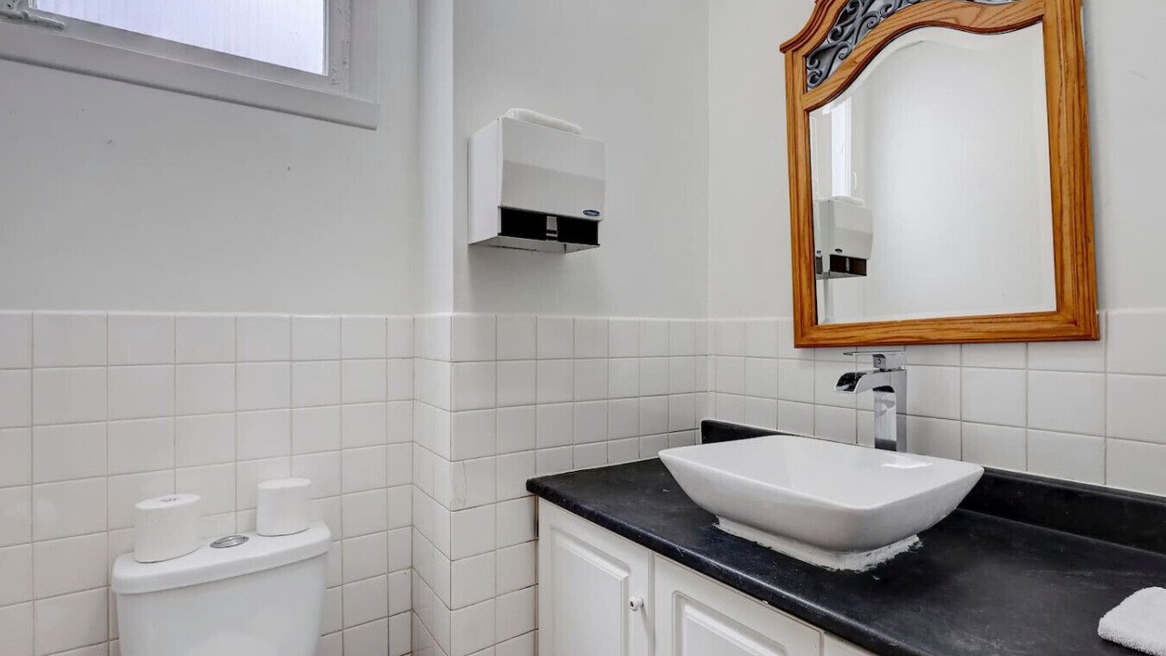 Photo of Bathroom in Parc Molson