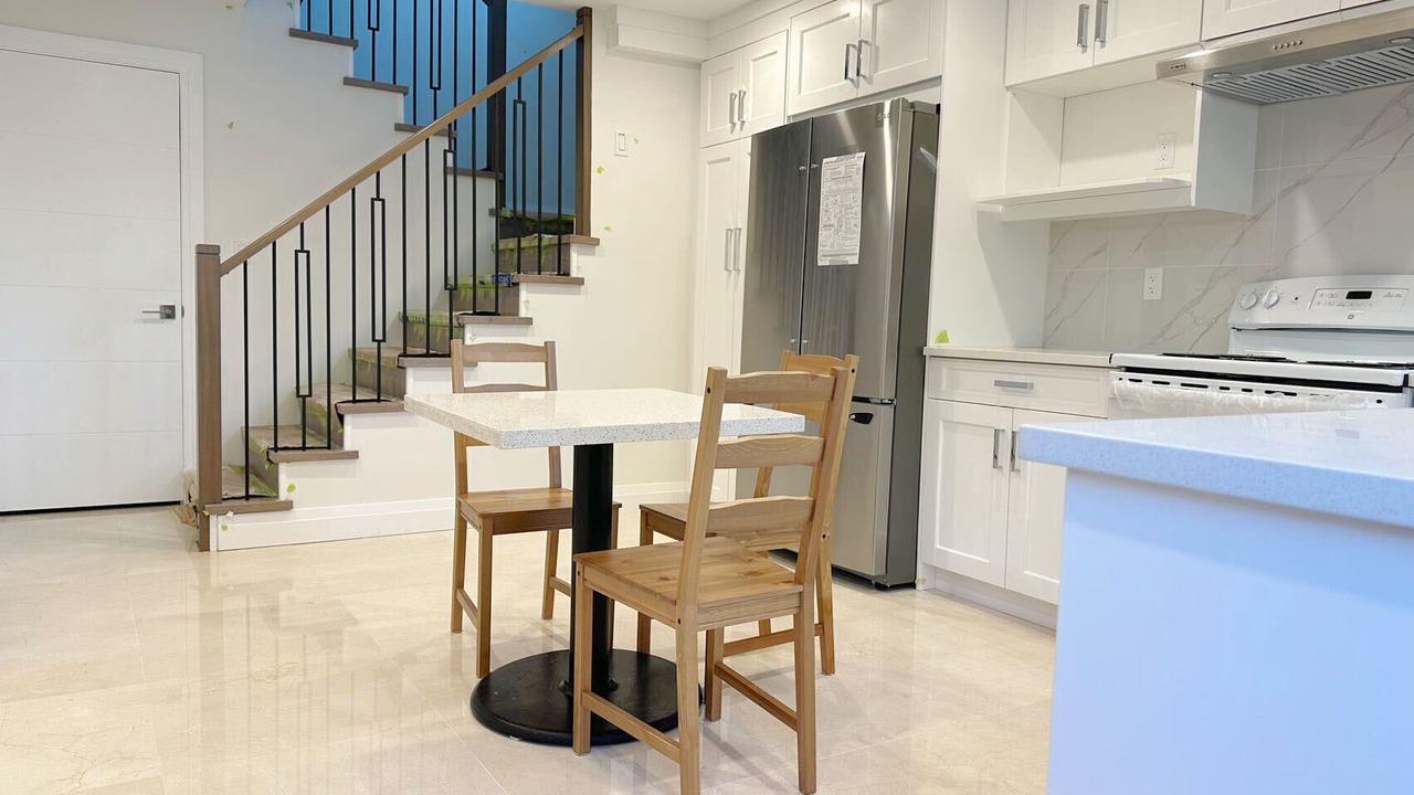 Photo of Kitchen in Arbutus Ridge