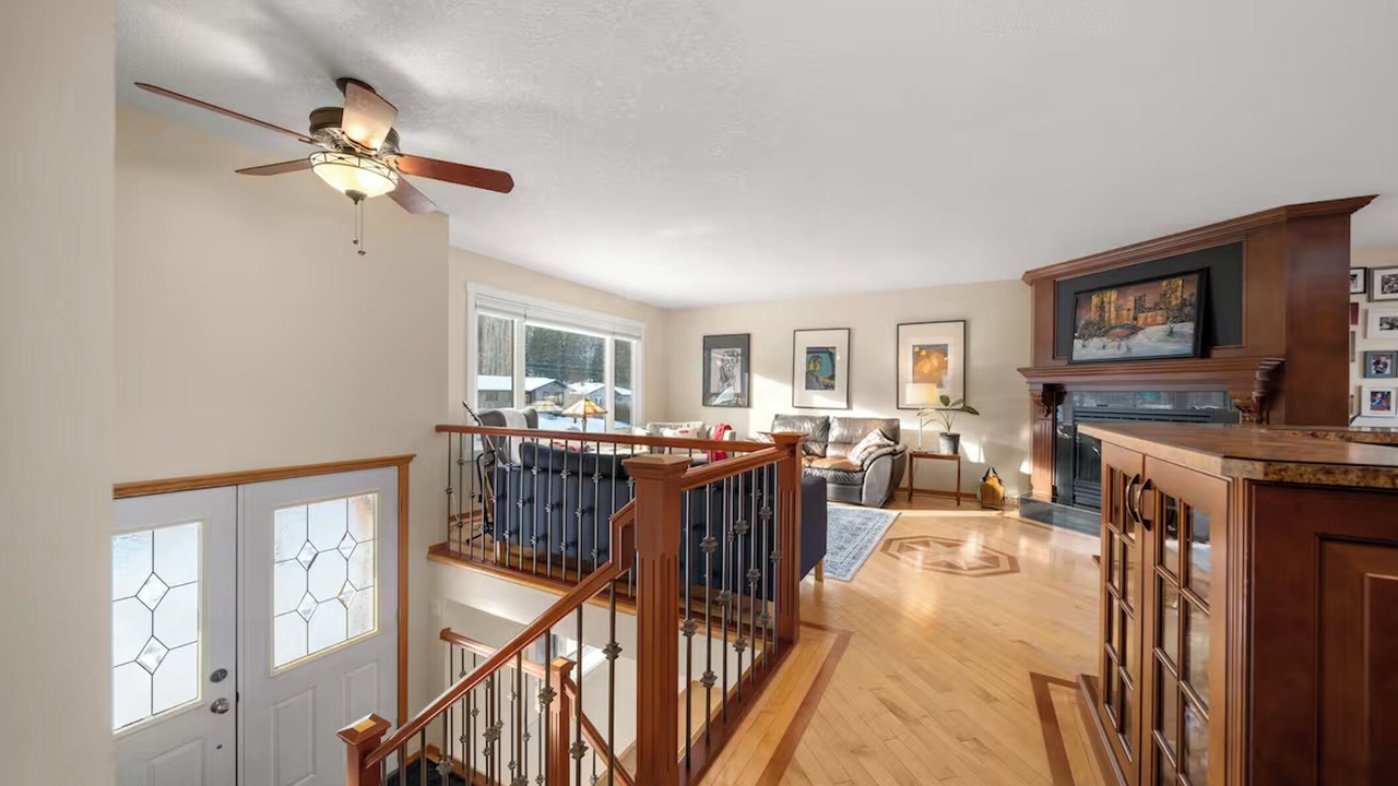 Photo of Livingroom in Northwest Calgary