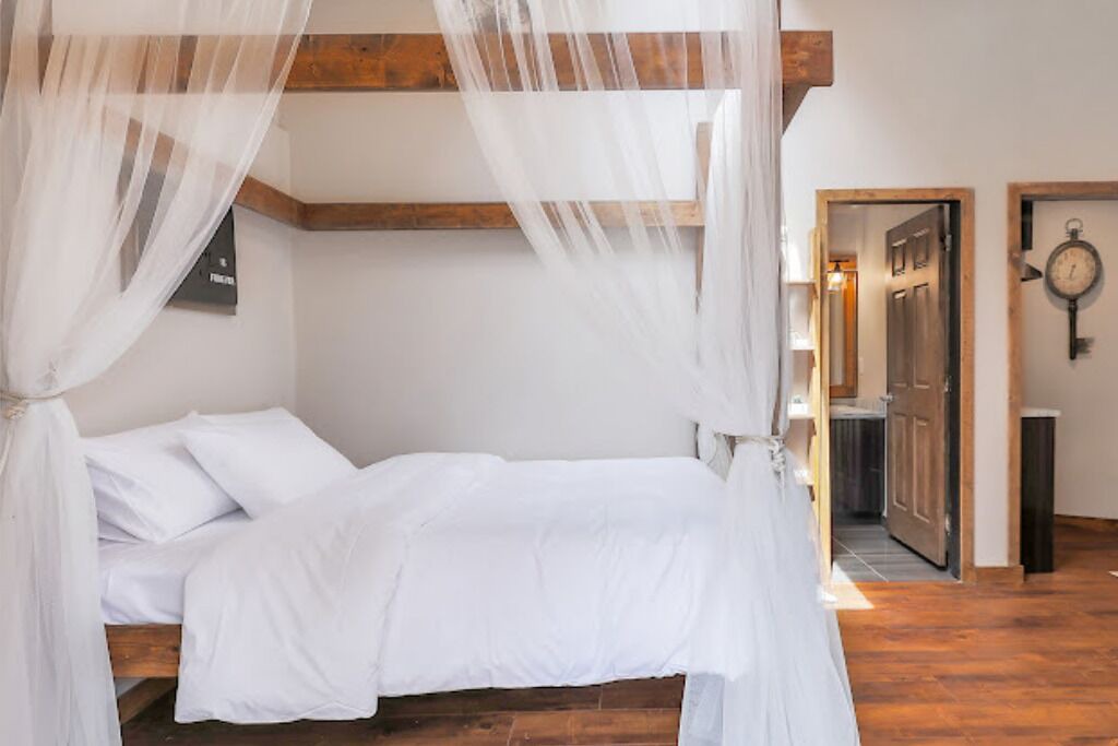 Photo of Bedroom in Hope