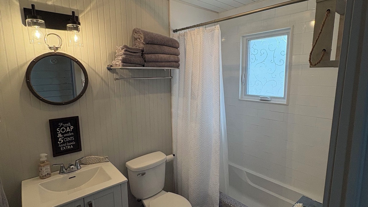 Photo of Bathroom in Terra Nova