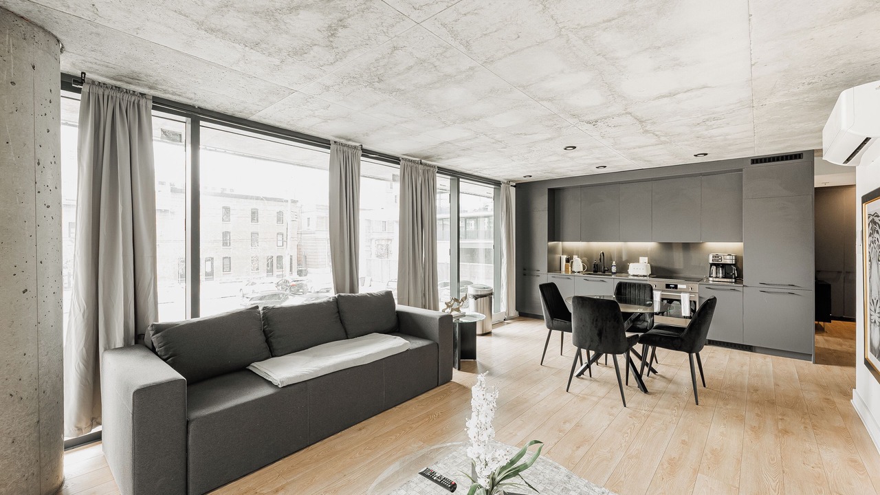 Photo of Livingroom in Pointe-Saint-Charles