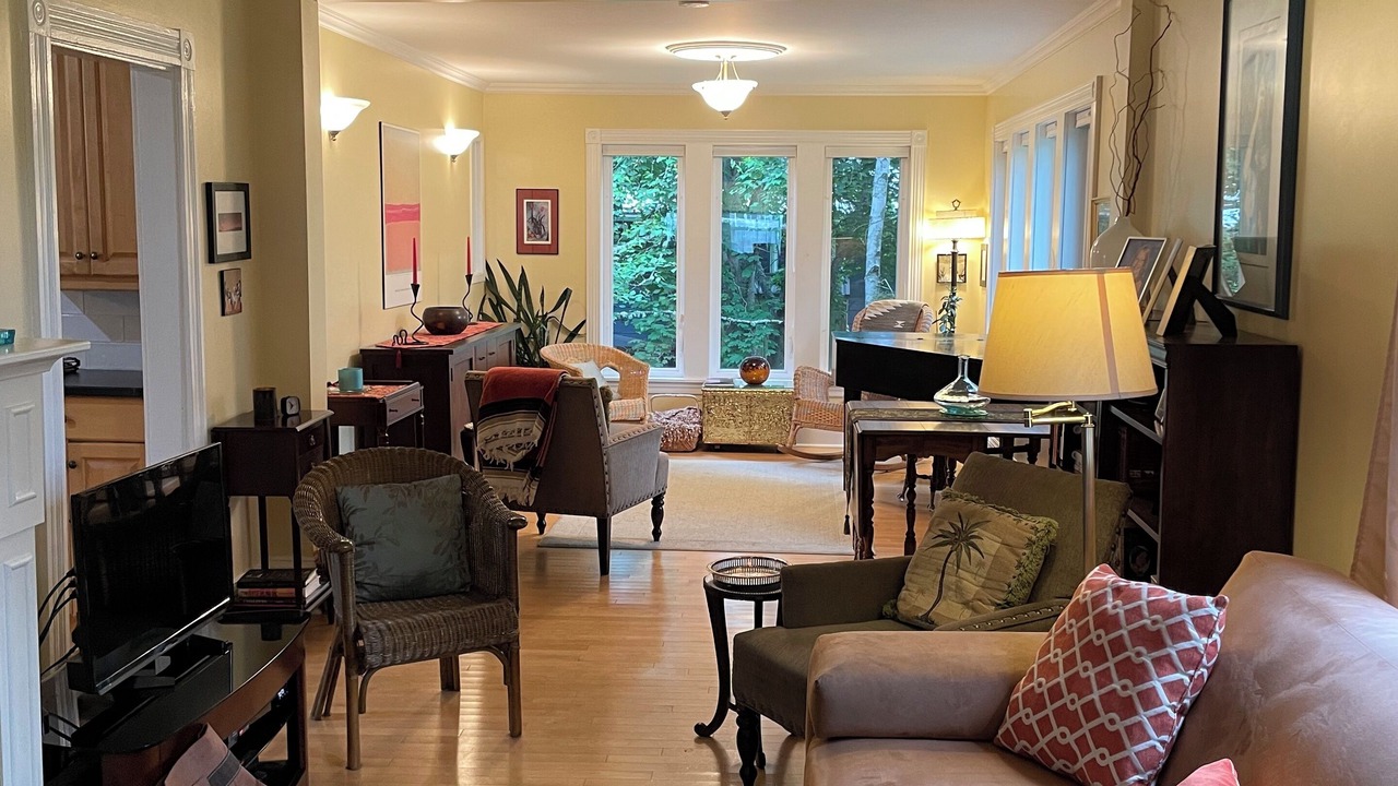 Photo of Livingroom in Sackville