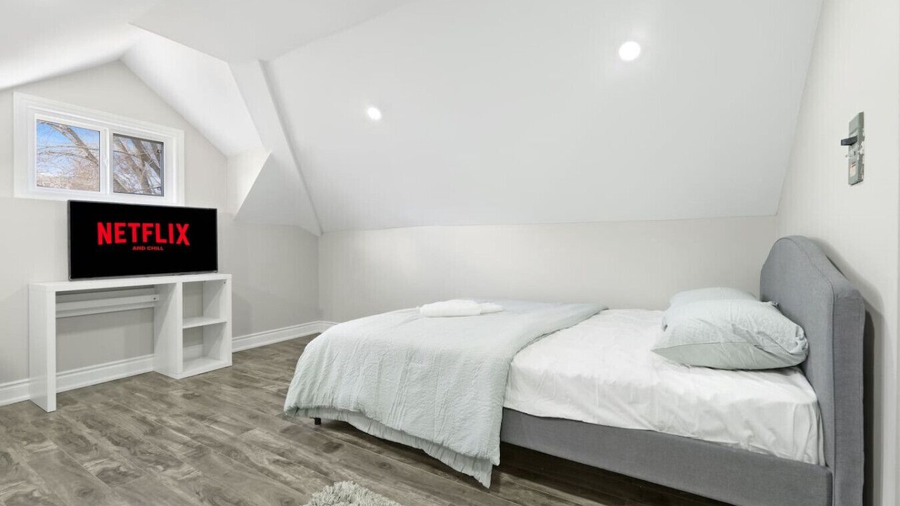 Photo of Bedroom in Niagara Falls
