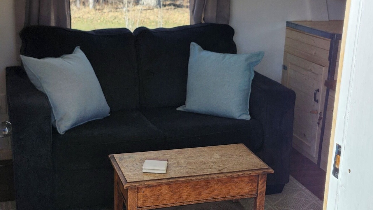 Photo of Livingroom in Parkland County