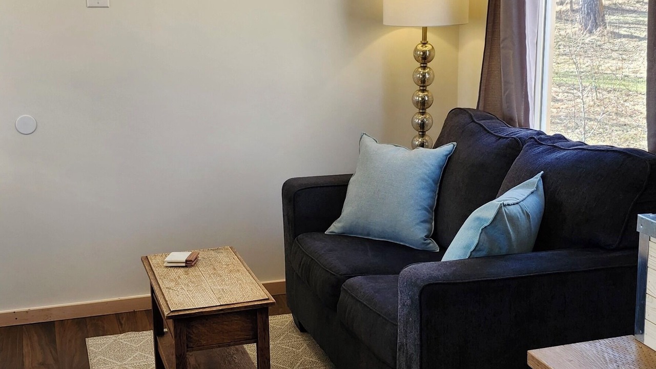 Photo of Livingroom in Parkland County