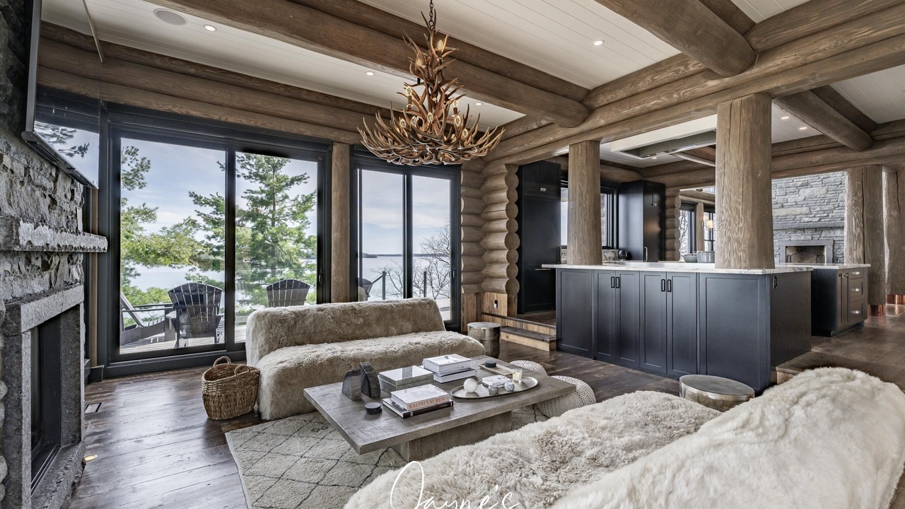 Photo of Bedroom in Muskoka Lakes