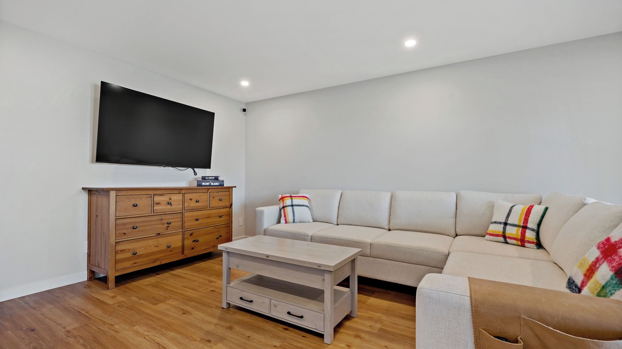 Photo of Livingroom in Saint-Faustin-Lac-Carre