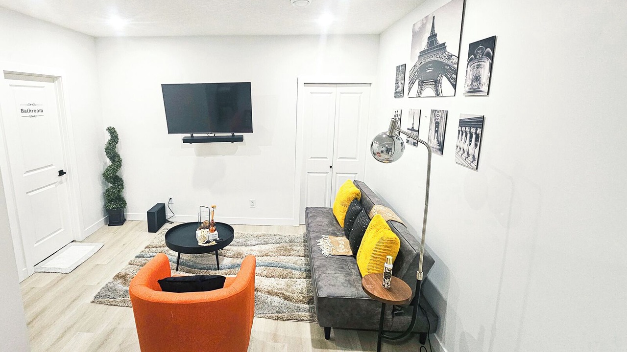 Photo of Livingroom in Southeast Calgary