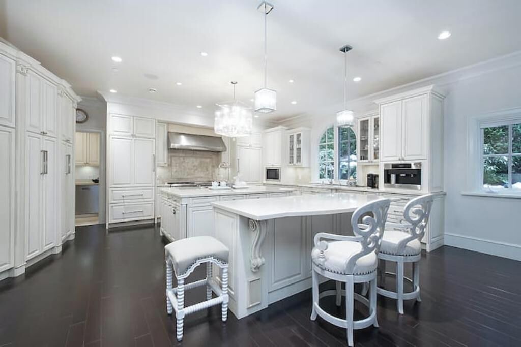 Photo of Kitchen in West Vancouver