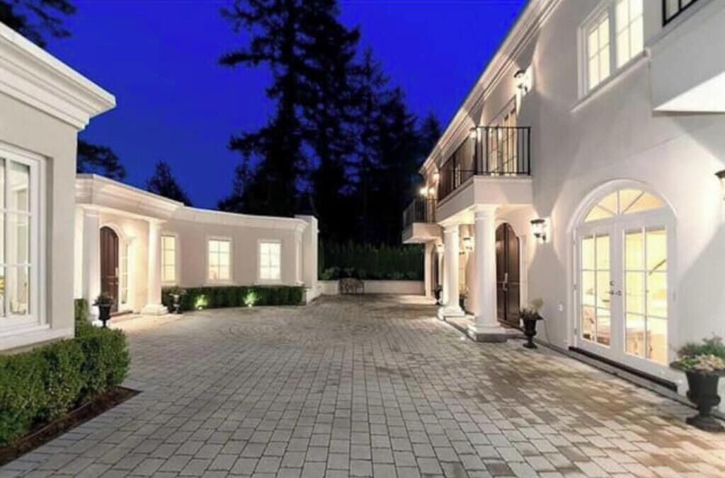 Photo of Outdoor in West Vancouver