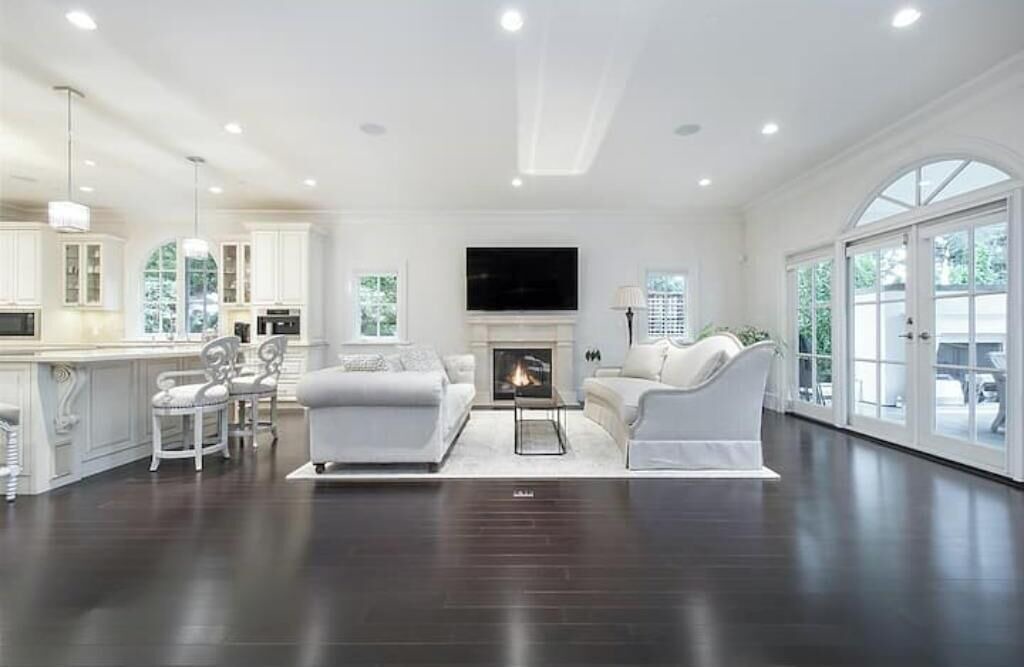 Photo of Livingroom in West Vancouver