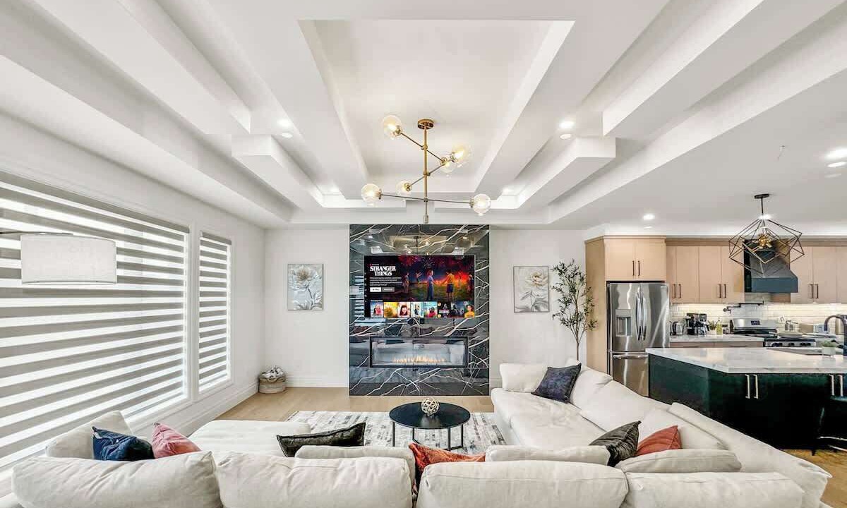 Photo of Livingroom in LaSalle