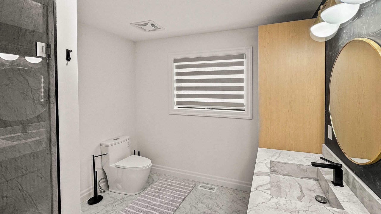 Photo of Bathroom in LaSalle