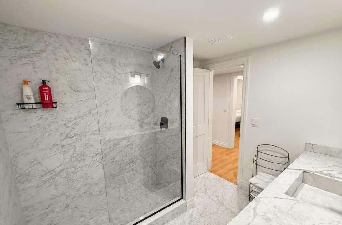Photo of Bathroom in LaSalle