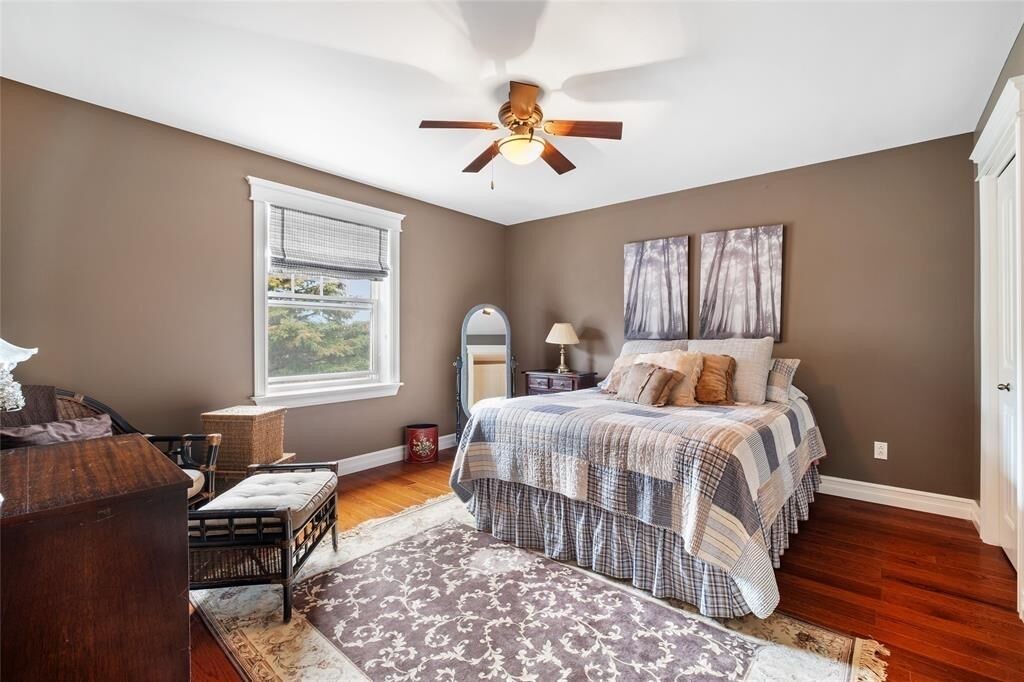 Photo of Bedroom in Flatrock