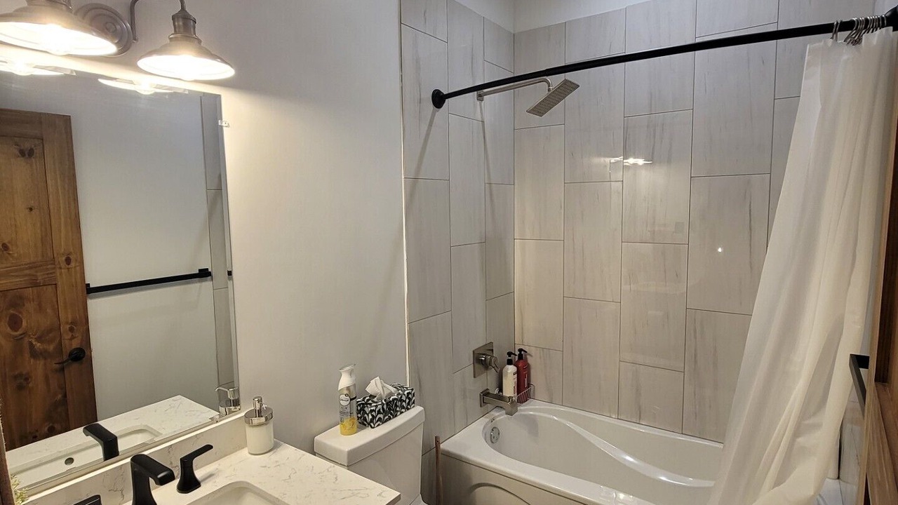 Photo of Bathroom in Altona