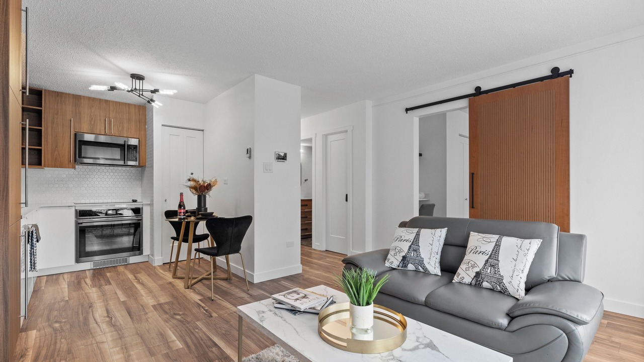 Photo of Livingroom in North Central Edmonton