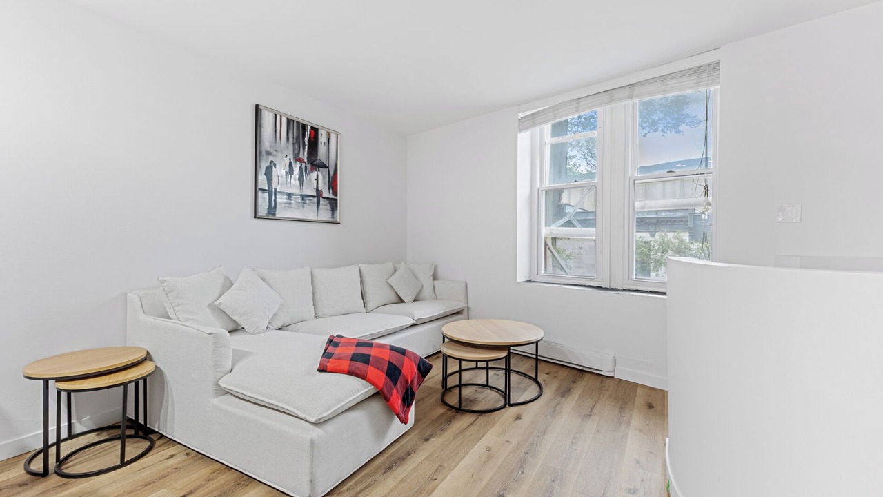 Photo of Livingroom in Gay Village
