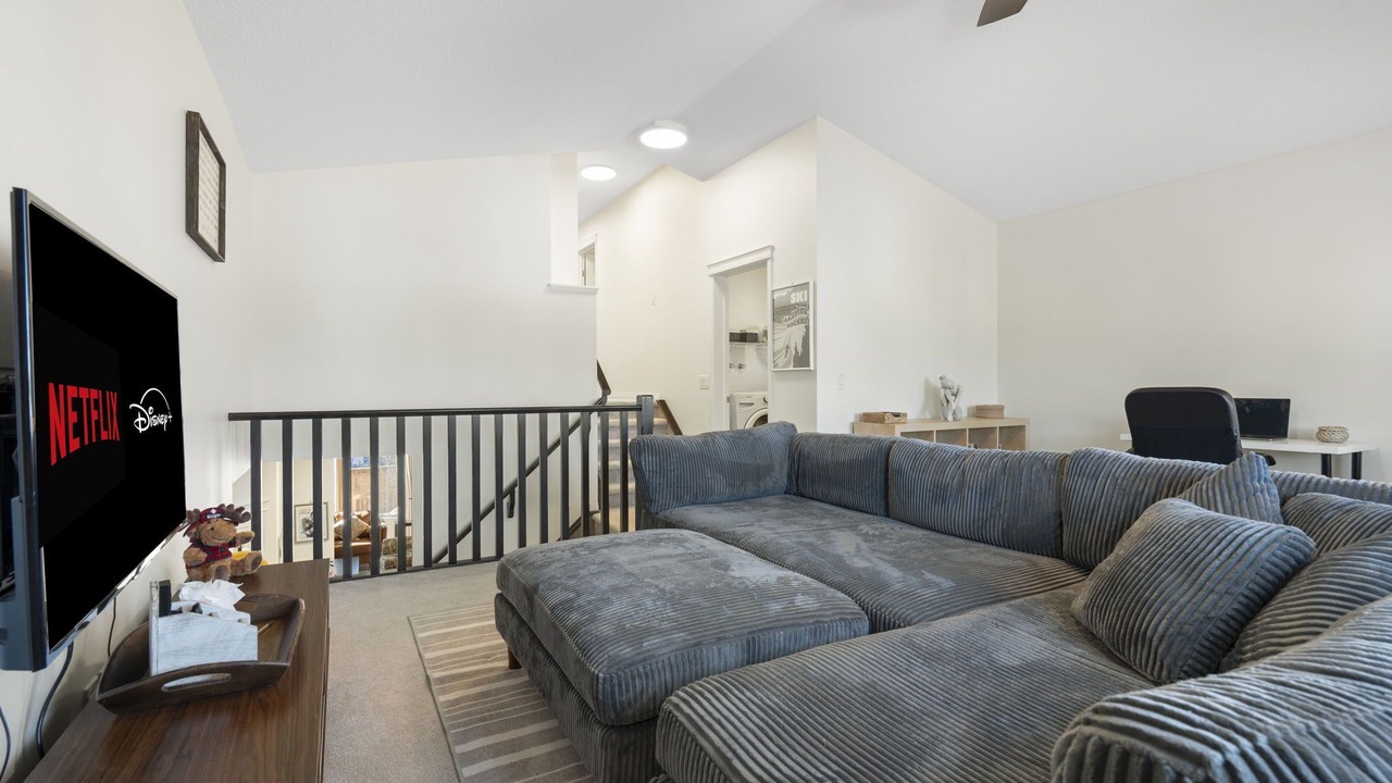 Photo of Livingroom in Cochrane