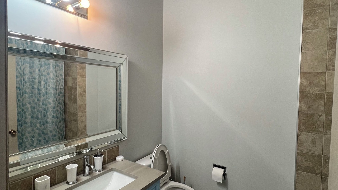 Photo of Bathroom in Kingsland