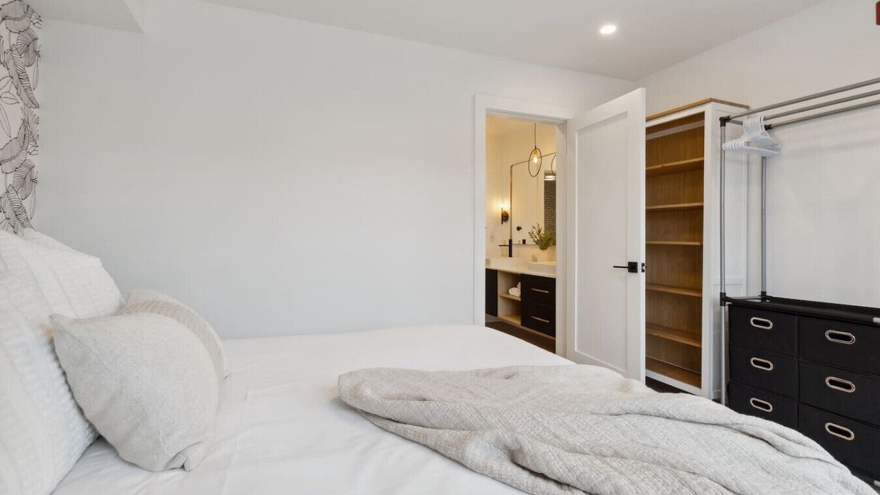Photo of Bedroom in Collingwood