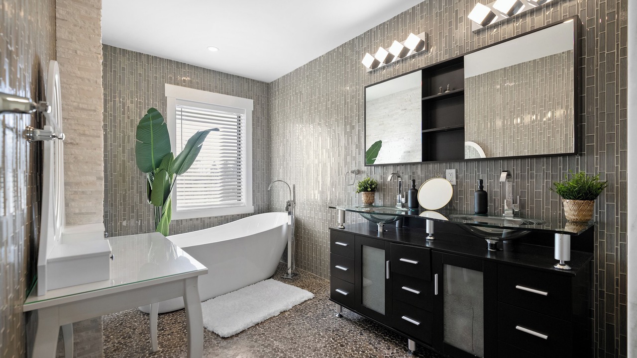 Photo of Bathroom in Southwest Calgary