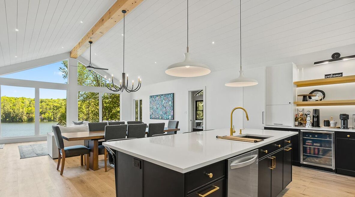 Photo of Kitchen in Dysart et al