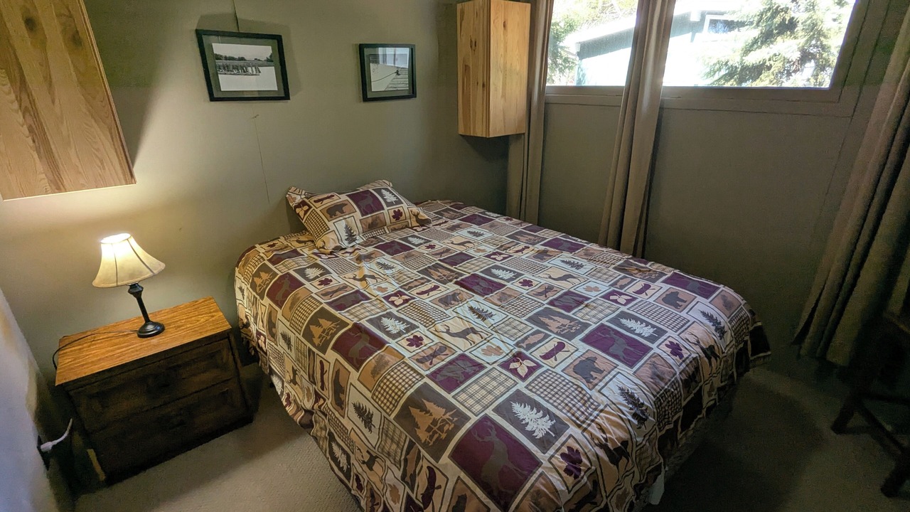 Photo of Bedroom in Falcon Lake