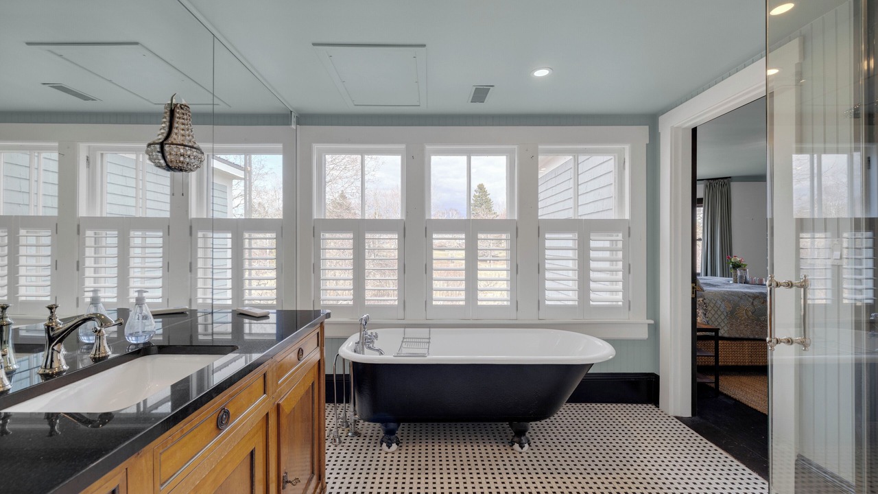 Photo of Bathroom in St. Andrews